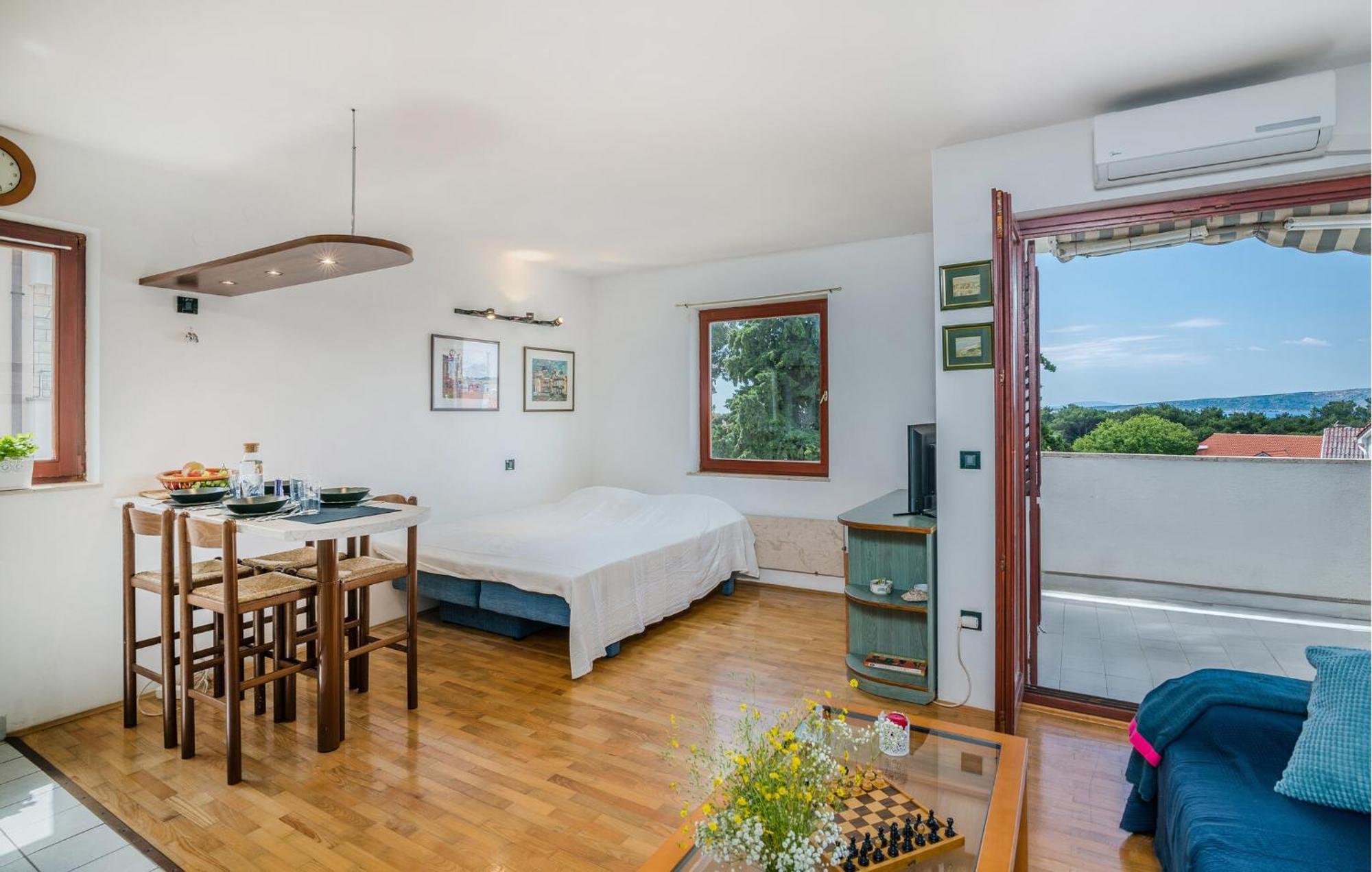 Amazing Apartment In Krk With Kitchen Krk Town Luaran gambar